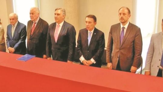 En la relación con el Gobierno, hay reproches justos y otros injustos