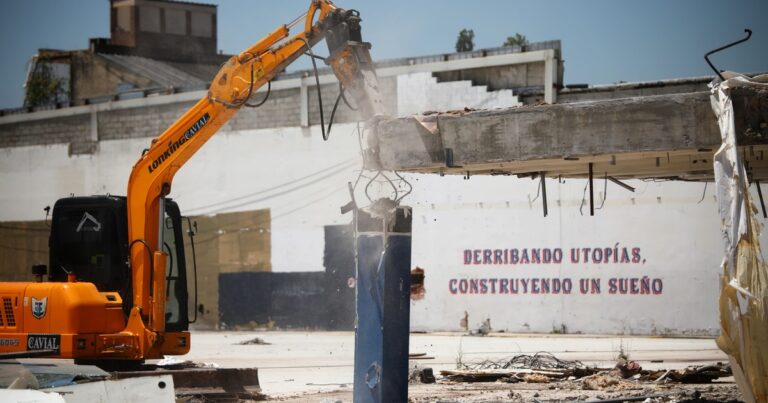 San Lorenzo recibió una buena en medio de tantas pálidas: comenzó la demolición del predio donde quiere construir su nuevo estadio en Boedo