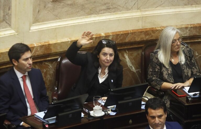 Una senadora del PRO dijo que Macri no va a sobrevivir si compite con Milei