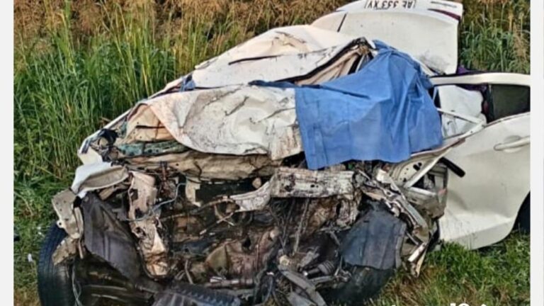 Viajaban de Jujuy a Córdoba y chocaron contra un colectivo: hay dos muertos