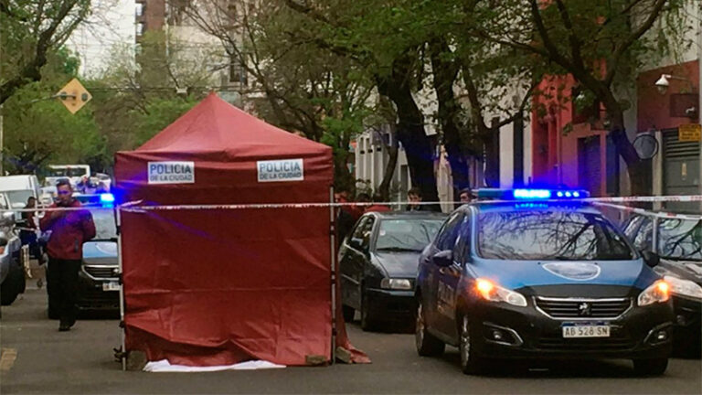 Belgrano: el macabro hallazgo de una bebé sin vida en un contenedor de basura