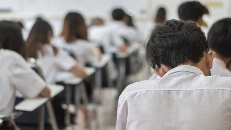 Por trabas a la hora de inscribirse, cayó más de un 40% el pedido de vouchers educativos