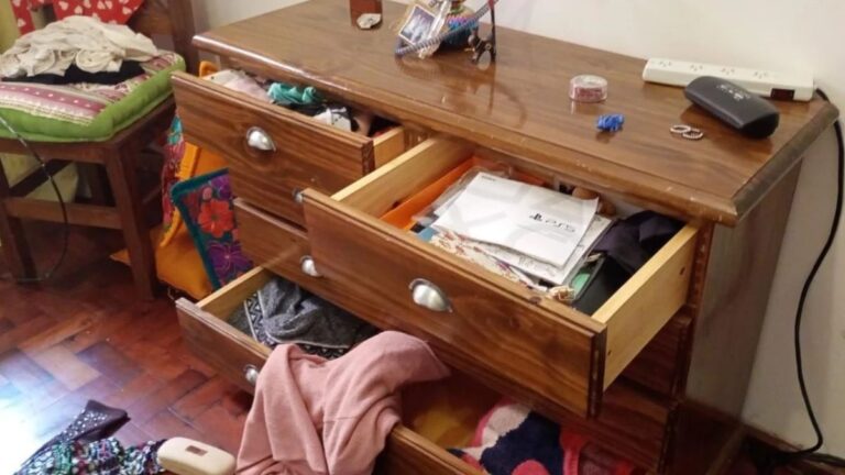 Desvalijaron una casa y se llevaron gran cantidad de dinero y armas de fuego