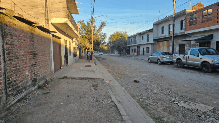 Delincuencia sin límites en Perico: le robaron lo que vendía, en la puerta de su casa