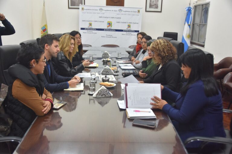 La Comisión de Ambiente realizará el Compromiso Ambiental con estudiantes