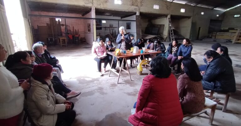 Taller de promoción de derechos y buen trato hacia personas mayores en El Bananal