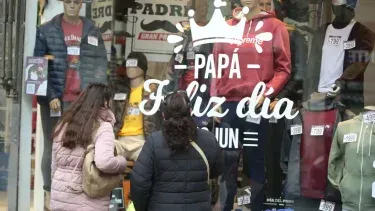 No poder comprarle un regalo a papá: 3 años consecutivos de caída de ventas