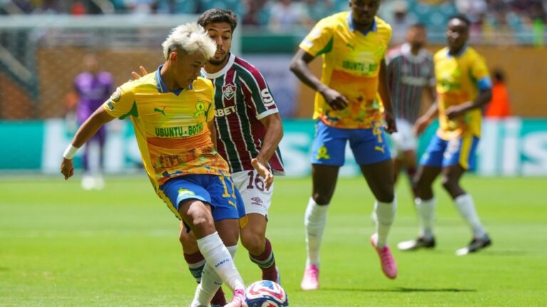 Fluminense empató con Mamelodi Sundowns y clasificó a los octavos de final del Mundial de Clubes