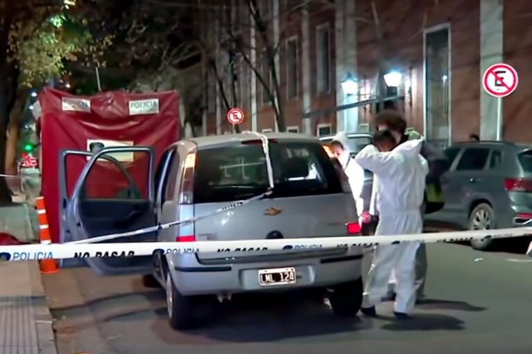 En Recoleta | Un auto atropelló a una señora de 91 años y la mató