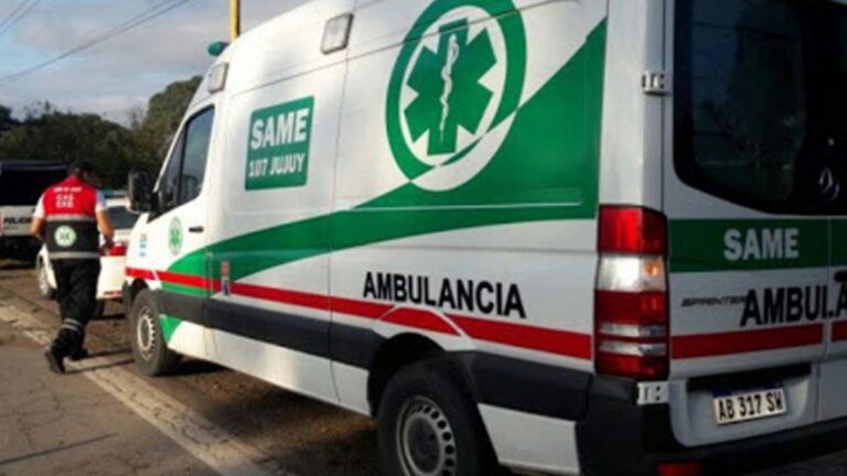 Fue apuñalado por su pareja pero se negó a ir al hospital y denunciarla