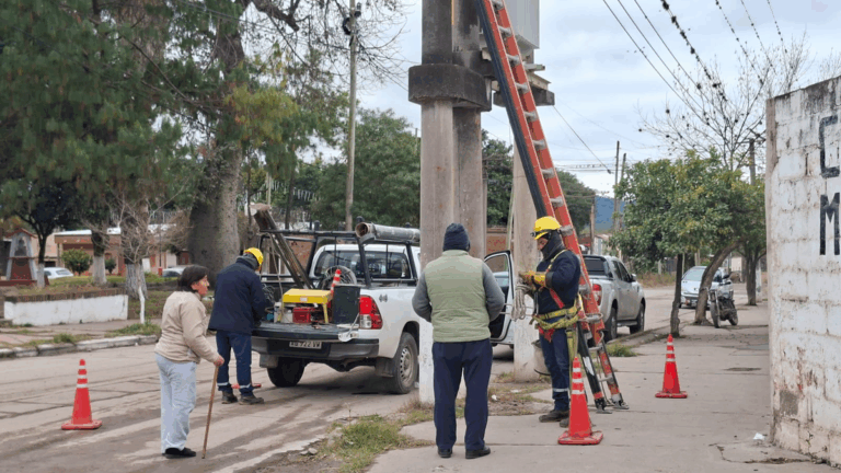 Frío y cortes de luz en Jujuy: «No quieran meter el perro que es por el consumo»