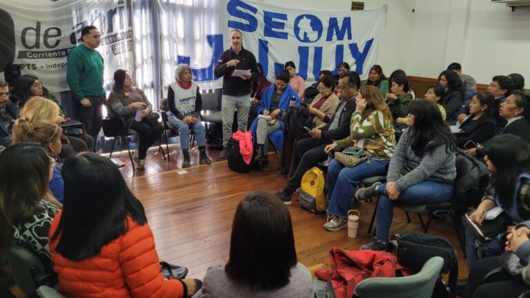Gremios definieron iniciar un plan de lucha «colectivo y progresivo»
