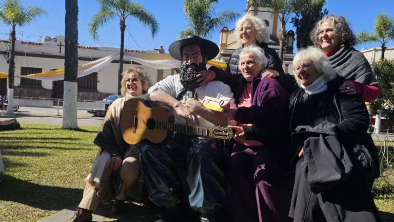 Sentido homenaje a la familia de Jorge Cafrune en El Carmen
