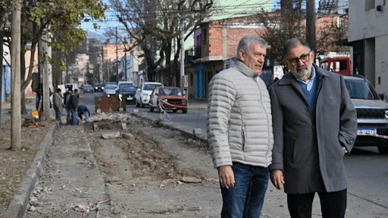 «Pagamos 1.700 millones de pesos para un mejoramiento vial que no se ve»