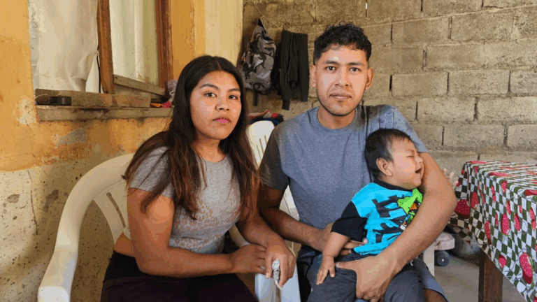 Nene jujeño fue diagnosticado con hipoacusia severa y necesita ayuda para un audífono