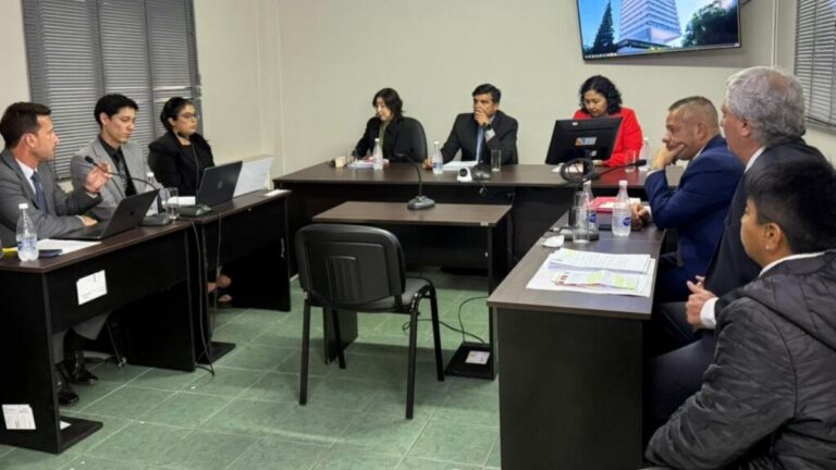 Absolvieron a una mujer acusada de matar a puñaladas a su pareja