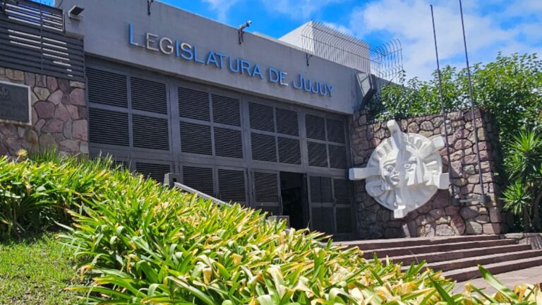 Se dilata la aprobación del Presupuesto 2026: suspendieron la sesión de la Legislatura