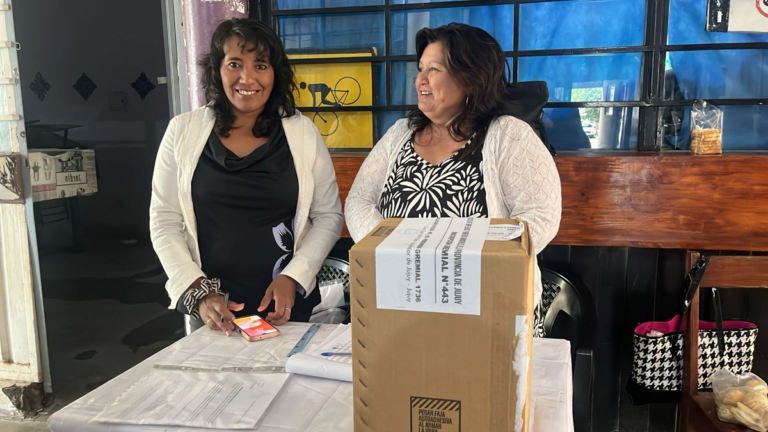 Votan los municipales: se llevan adelante las elecciones de SEOM