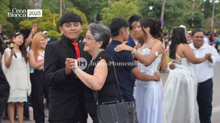 Cena Blanca en Palpalá: Los egresados brillan en su gran noche