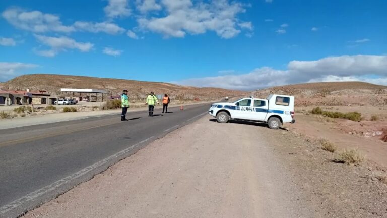 Murió un hombre tras un choque entre una moto y una camioneta
