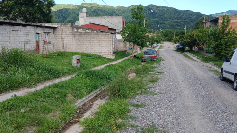Preocupación en Lozano: la falta de obras genera temor a inundaciones