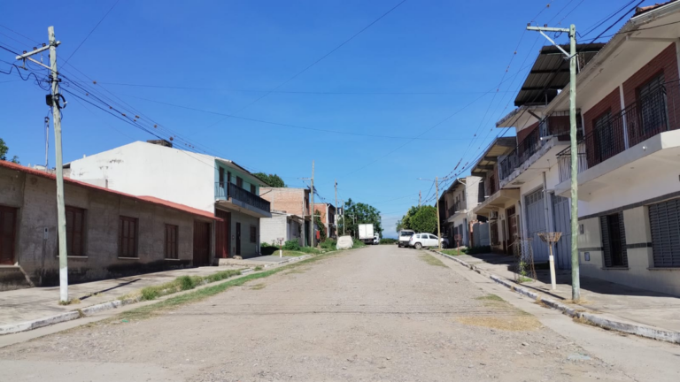 Palpalá: luces prendidas todo el día y por la noche apagadas