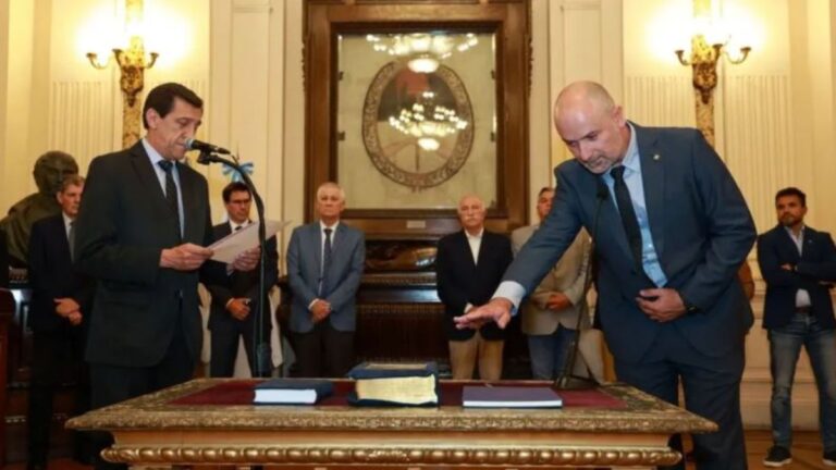 Cuando el discurso del ajuste choca con la expansión del Estado