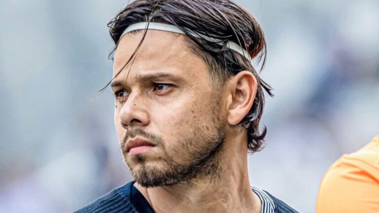 Riquelme analiza opciones: Ángel Romero siempre le gustó y está en el radar de Boca