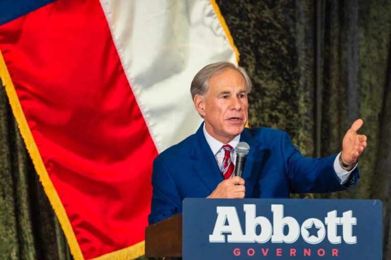 Greg Abbott blinda las elecciones en Texas e insiste con una advertencia para los votantes en 2026