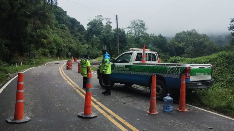 Persisten las dificultades en rutas jujeñas por lluvias, desmoronamientos y crecidas de ríos