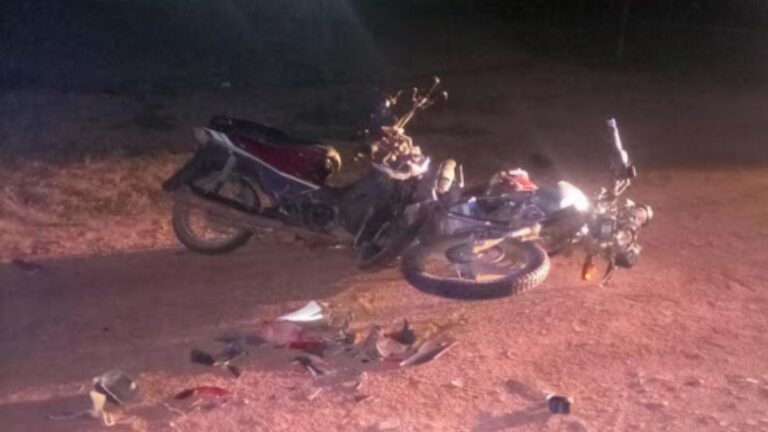 Trágico choque frontal en Aguas Calientes: dos motociclistas perdieron la vida
