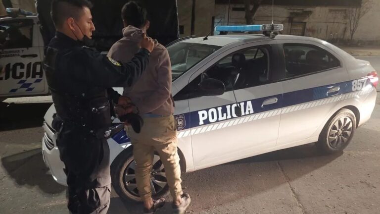 Un violento sujeto fue detenido luego de agredir brutalmente a su pareja
