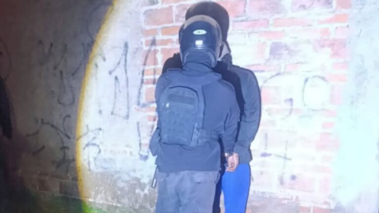 Terror en Palpalá: atacó con un machete a los vecinos y agredió a un joven con discapacidad