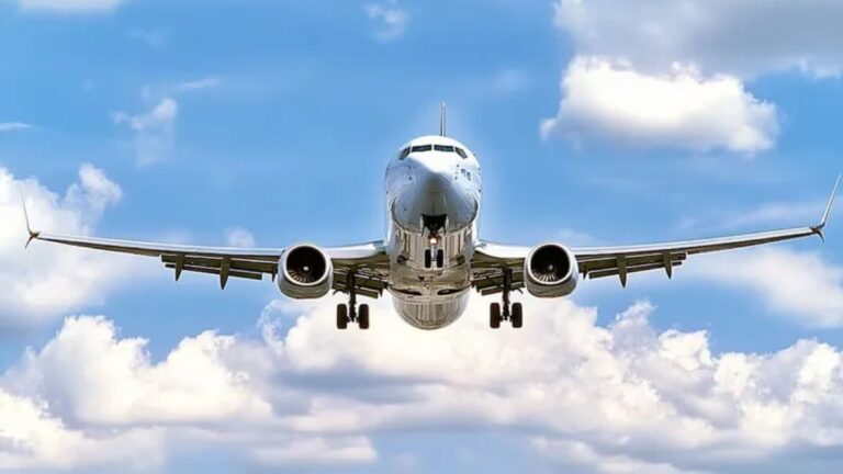 Desde abril habrá tres vuelos semanales entre Jujuy y Córdoba