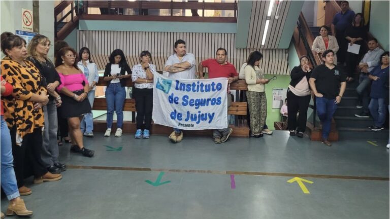 Medidas de fuerza en el ISJ: trabajadores piden mejoras salariales