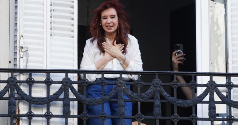 Cristina Kirchner declara en tribunales: a qué hora es y dónde ver la audiencia de la causa Cuadernos