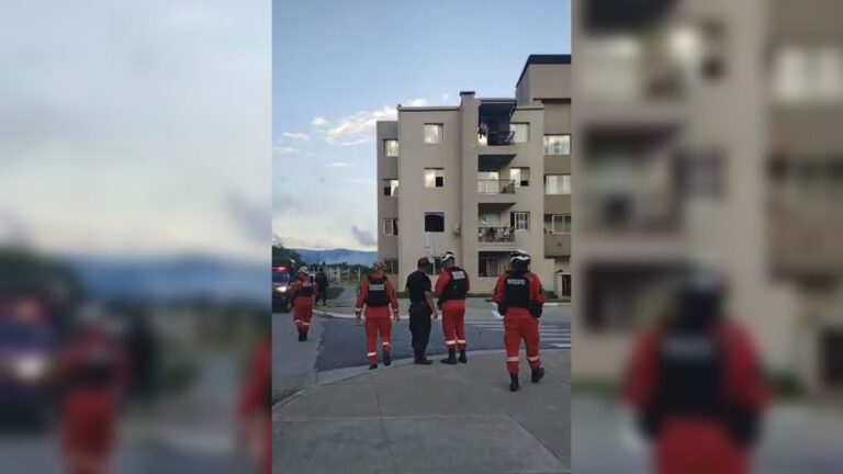 Se registró una fuerte explosión en un departamento de las Torres del Alto